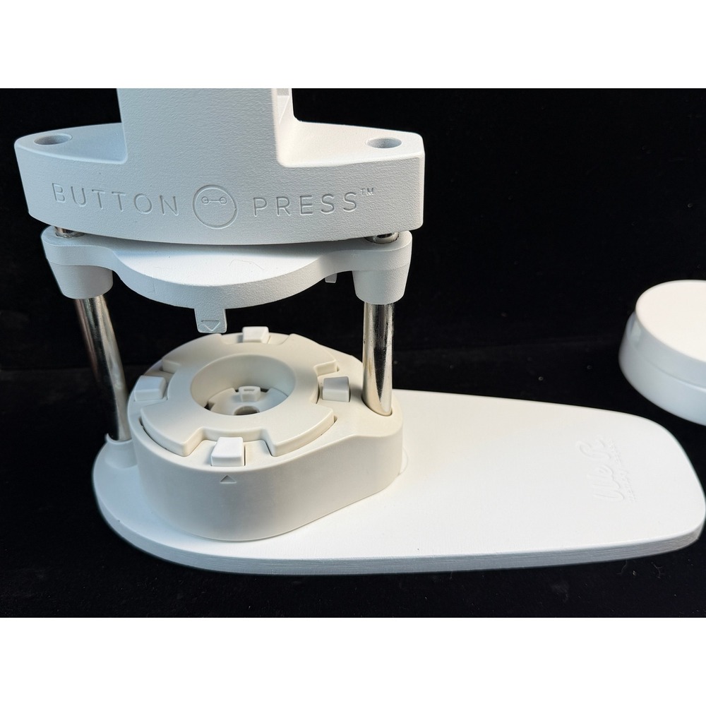 We R Memory Keepers-Button Press Maker Machine Kit with Inserts and Components - Picture 6 of 13